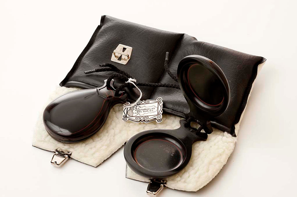 Castañuelas del Sur ~ Maestro Fibra Beteada - Master's Black w/Purflings Fiber Castanets - Large (3) ~ Castanets